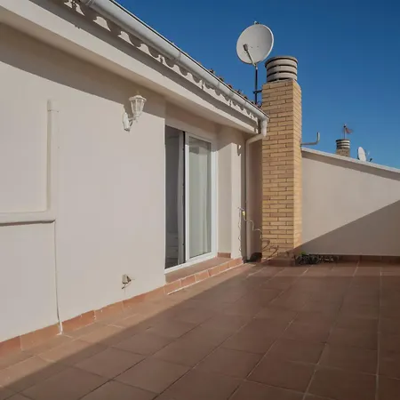 Comodidad Y Estilo En Gava Near The 10 Minutes Holiday home Viladecans